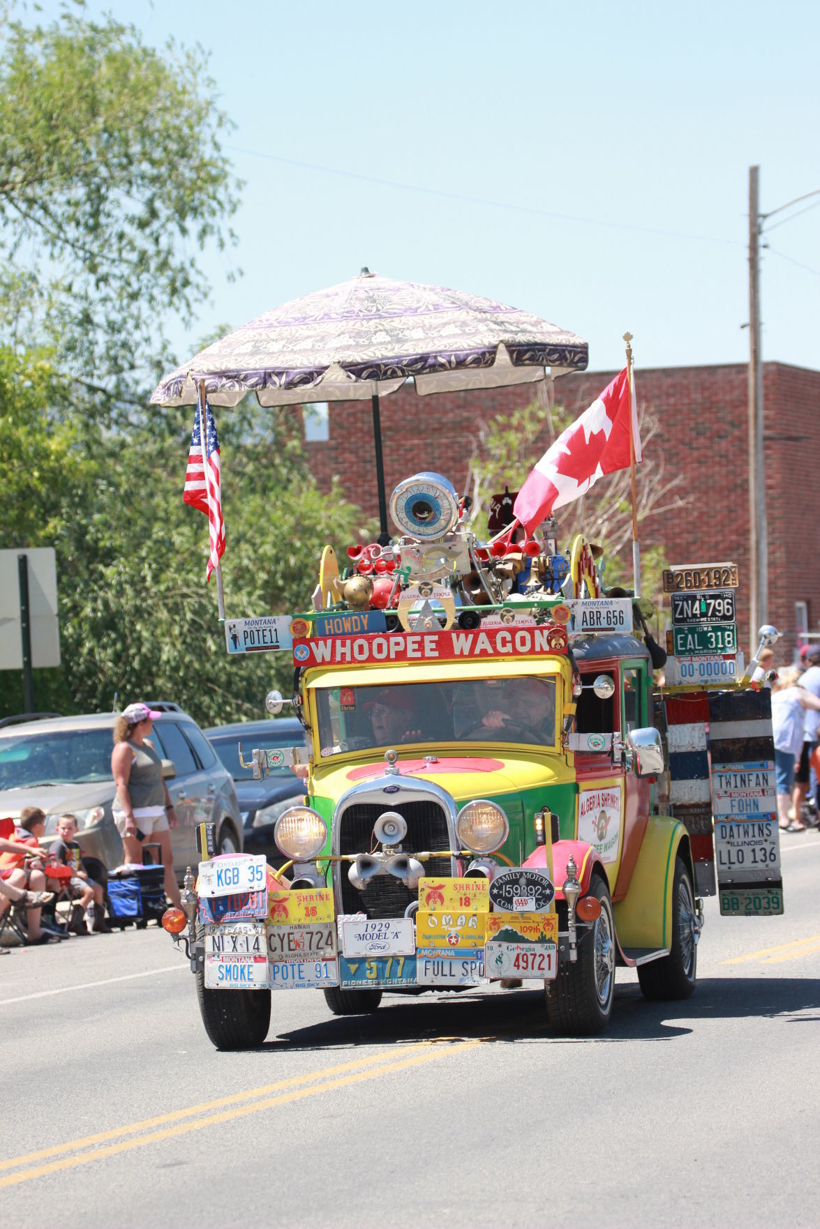 Parade14.jpg (copy)
